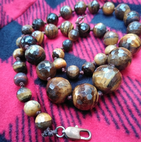 Tiger's Eye Necklace - Picture 1 of 8